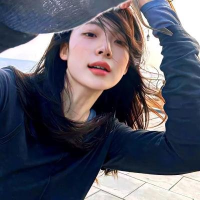 黑料吃瓜网 - 某95后小花被曝学历造假